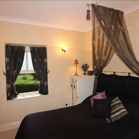 Πανσιόν View And Self-catering 4*