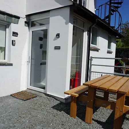 Πανσιόν View And Self-catering