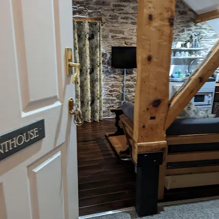 View And Self-catering 格拉斯米尔